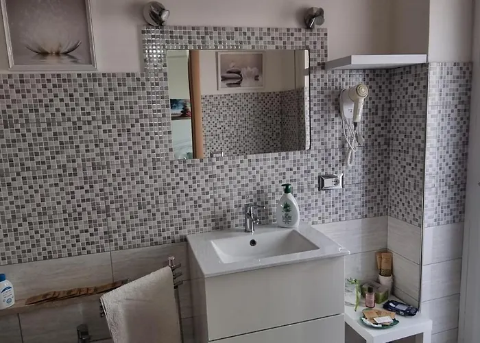 Bed & Breakfast Oleandri Aprilia